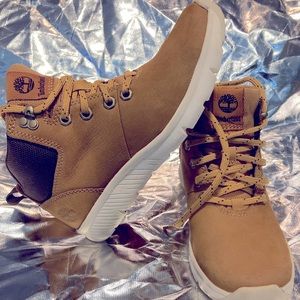 Timberland Boltero Mid Hiker Boot Kids Size 1.5